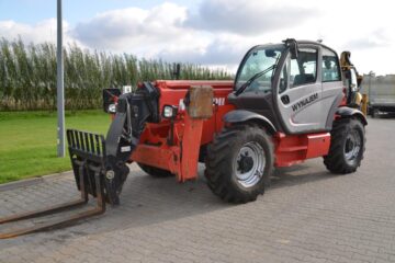 Ładowarka teleskopowa Manitou model MT1440, rok produkcji 2012