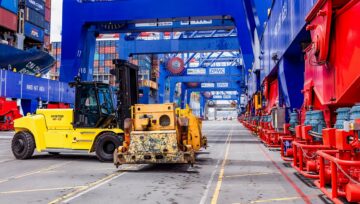 Wózki widłowe Hyster® o udźwigach 10-18 ton z bateriami litowo-jonowymi