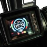 wyświetlacz LCD we wnętrzu spalinowego wózka CLARK S35